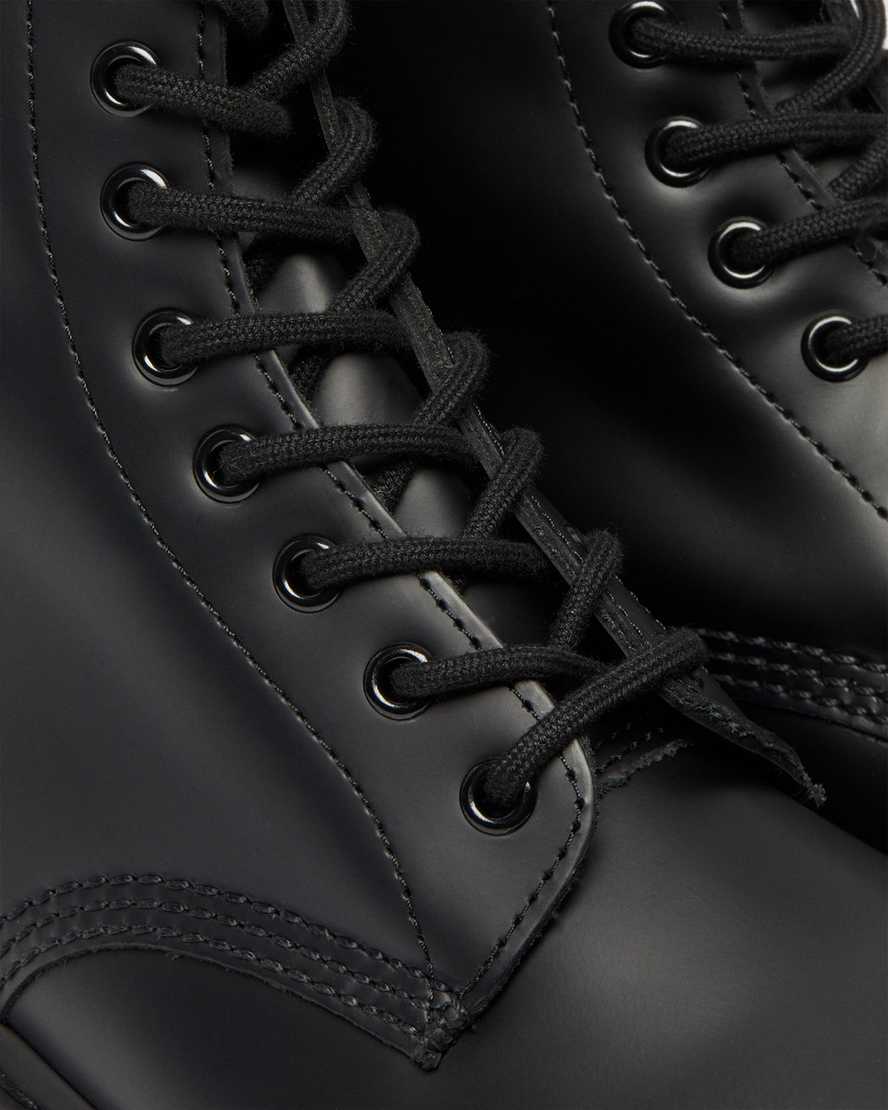 stivali con lacci da uomo dr martens 1460 mono smooth neri
