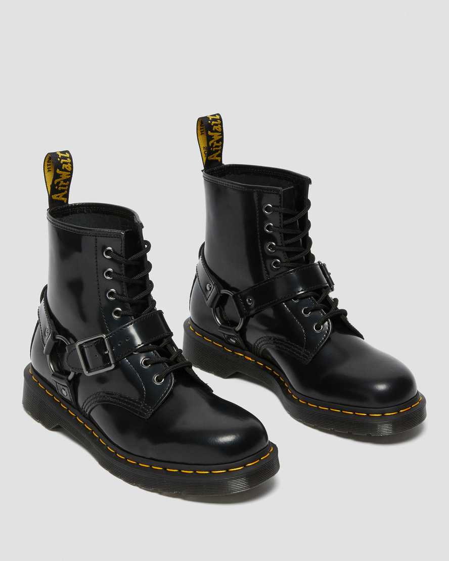 stivali con lacci da uomo dr martens 1460 harness neri