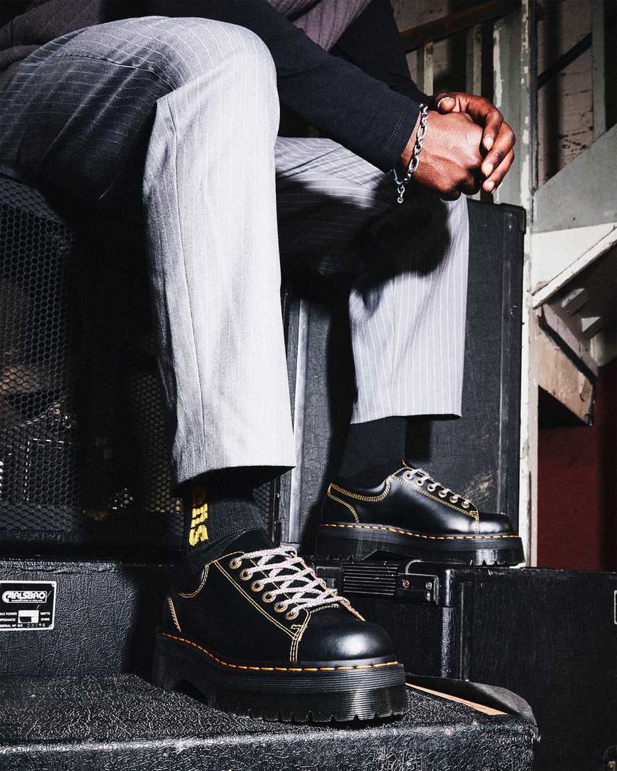 scarpe con plateau da uomo dr martens collier nere con lacci fino alla punta