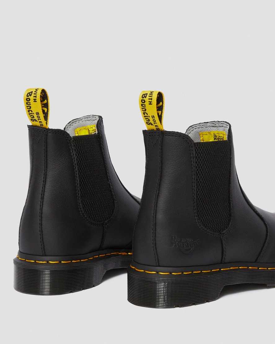 stivali da lavoro da donna dr. martens arbor newark con punta in acciaio neri