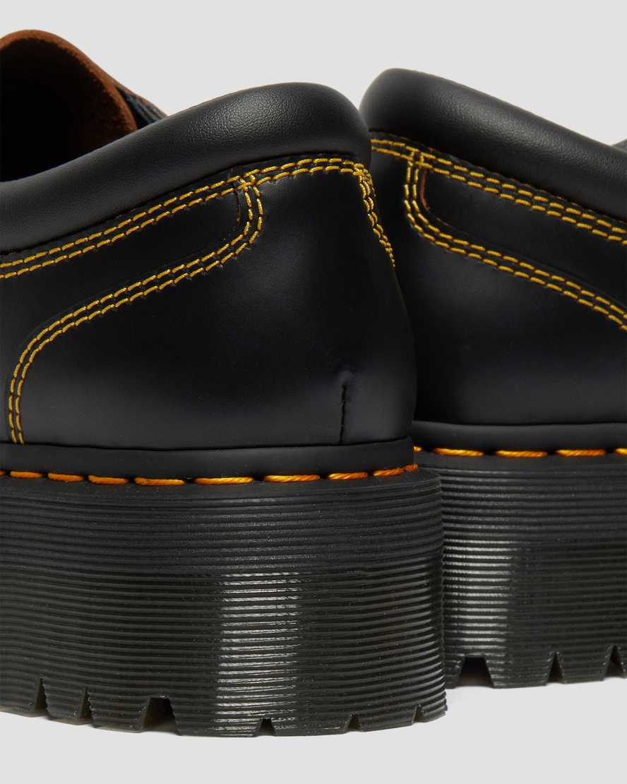 scarpe con plateau da donna dr martens collier nere con lacci fino alla punta